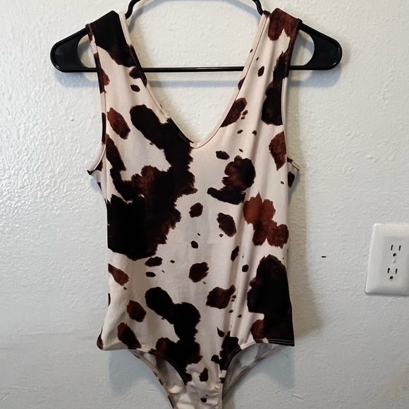 Altar'd State Cream and Brown Cow-Print Tie-Shoulder Bodysuit - Picture 6 of 8